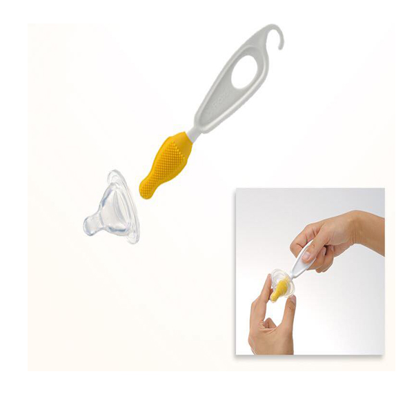 Richell Soft Nipple Brush